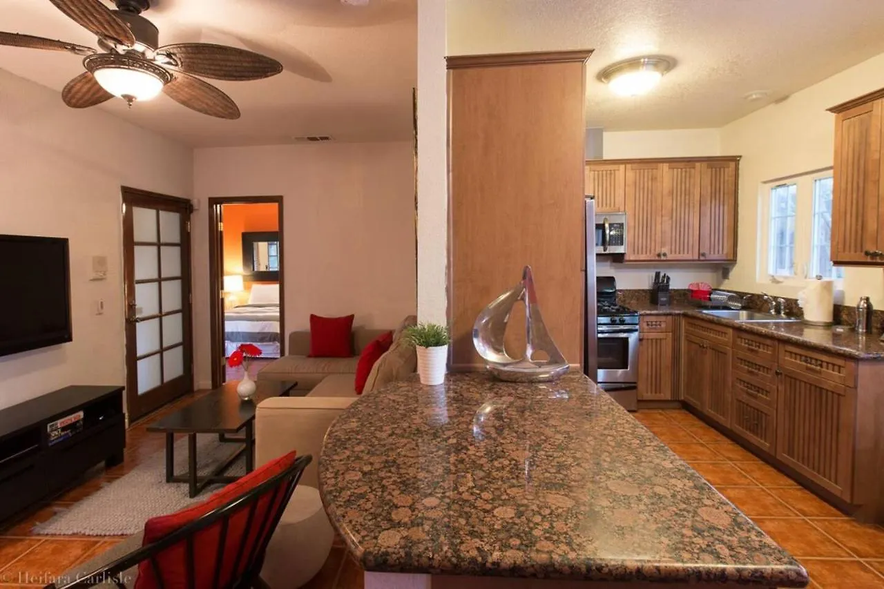Villa Cristine - Spanish Style Palm Springs Villa