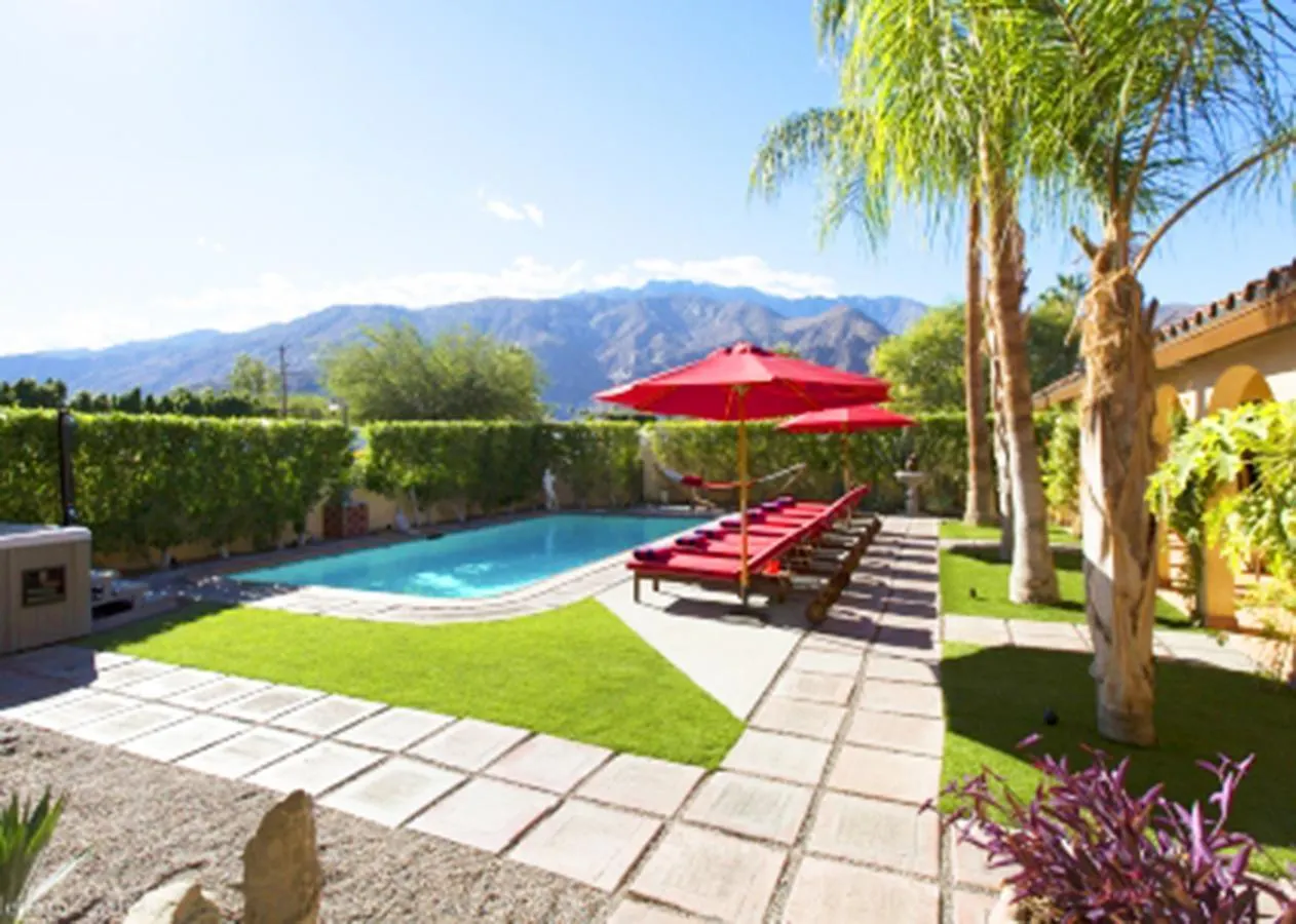 Villa Cristine - Spanish Style Palm Springs Villa