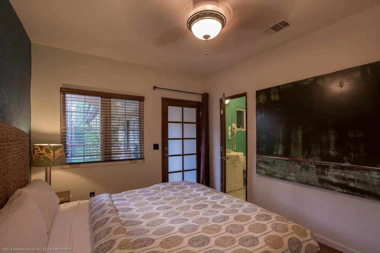 Villa Cristine - Spanish Style Palm Springs Villa United States